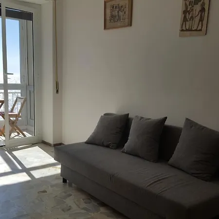Con Ampia Vista Mare